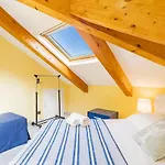 Star House * Marina dʼAndora