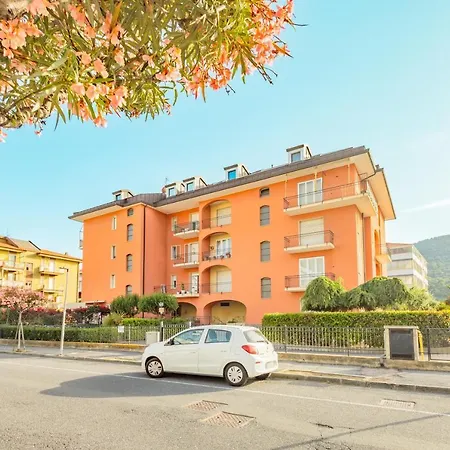 Star House * Marina dʼAndora