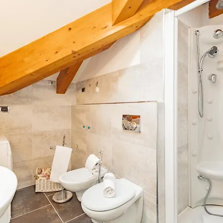 Apartament Star House *